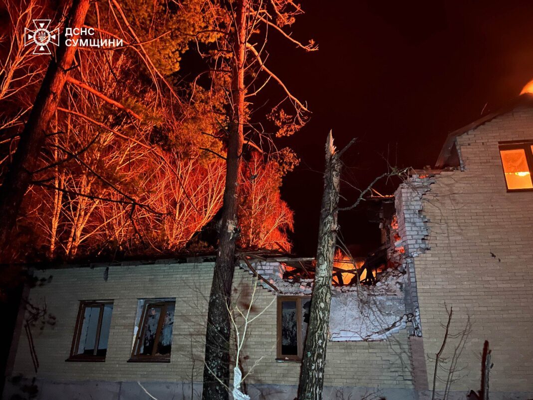 photo_2025-11-23_11-06-09 Пошкоджена будівля пожежно-рятувального підрозділу ДСНС на Сумщині