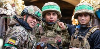Colombian soldiers in a dugout in the Zaporizhzhia sector with Ukrainian defenders