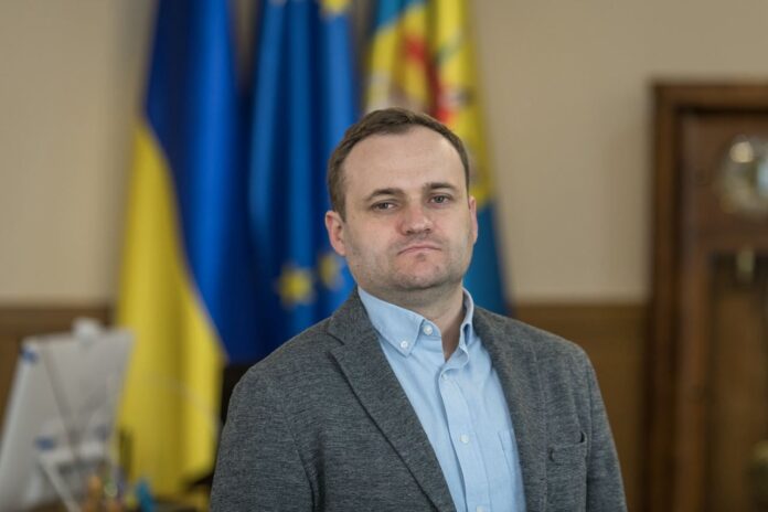 Олексій Кулеба під час офіційного заходу уряду України