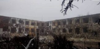 Зруйнований ліцей після удару КАБ на Дніпропетровщині