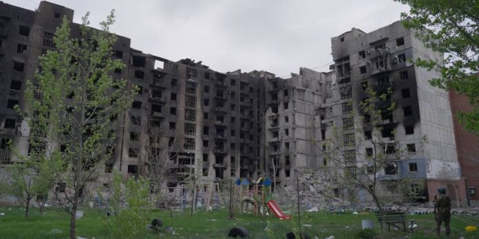 Мирноград у оперативному оточенні, складна логістика — Донеччина