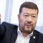 Speaker of Czech Chamber of Deputies orders to remove Ukrainian flag from building</trp-post-container