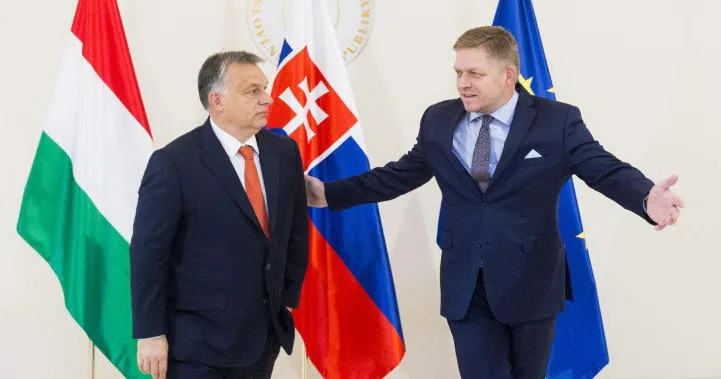 Прапори Угорщини, Словаччини