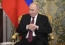 Путін під час перемовин