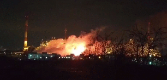 213003-uk Consequences of the night attack on Acron's facilities«