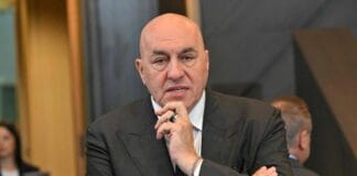 Міністр оборони Італії Гвідо Крозетто оголошує про новий пакет допомоги Україні