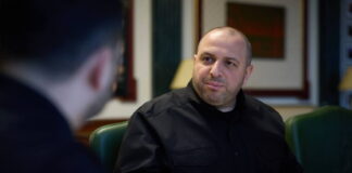 Доповіді за підсумками перемовин надали міністр оборони Рустем Умєров та представник Генштабу Андрій Гнатов.