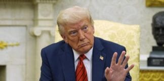 Президент США Дональд Трамп під час заяви про підтримку України