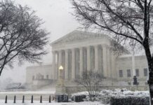 Мінфін США зняв санкції з компаній, що постачали обладнання РФ Будівля Міністерства фінансів США у Вашингтоні