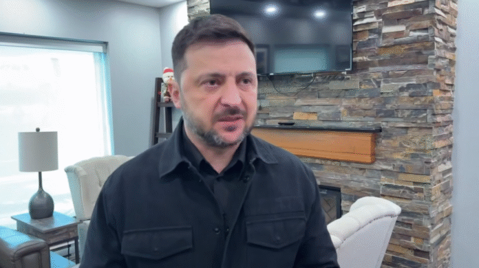 Володимир Зеленський під час заяви про переговори з лідерами Берлінського формату.