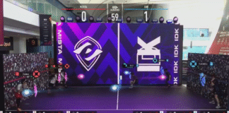 Матч з AR-гри HADO на арені Games of the Future Abu Dhabi 2025 з використанням віртуальних енергетичних куль.