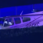 У Флориді літак протаранив авто під час аварійної посадки