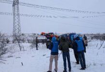 Ремонт лінії електропередач поблизу Запорізької атомної електростанції