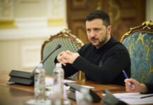 Президент України Володимир Зеленський під час публічної заяви щодо можливих переговорів