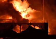 Атака на Полтавщину: перебої з теплом і водою Палаючий енергетичний об’єкт після російського обстрілу на Полтавщині