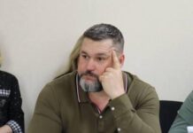 Заступника голови Миколаївської облради Денис Андрєєв