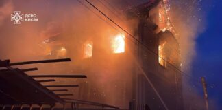 Пожежа в житловому будинку в Києві після нічної атаки російських БпЛА