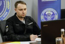 Кирило Буданов під час публічного виступу з заявою про плани росії