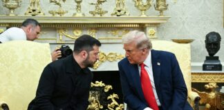 Володимир Зеленський і Дональд Трамп під час переговорів