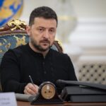 Zelenskyy unveils 20 points of peace plan</trp-post-container