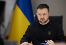 Президент Володимир Зеленський під час виступу про червоні лінії України