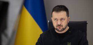 Президент Володимир Зеленський під час виступу про червоні лінії України