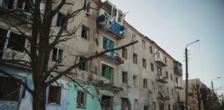 Зруйновані квартали міста Сіверськ на Донеччині