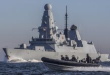 Британські військові кораблі під час навчань НАТО