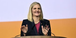 Президентка МОК Кірсті Ковентрі під час інтерв’ю