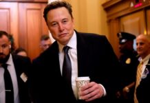 Маск включається в історію з БпЛА РФ Ілон Маск на офіційному заході