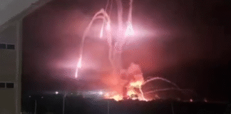 Вибухи та пожежа в Каракасі вночі