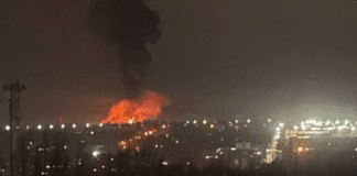 Макіївка залишилась без світла після удару по підстанції Пожежа та задимлення в Макіївці після удару по підстанції