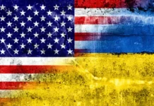 Прапори США та України