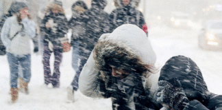 Школярі навчаються дистанційно через погіршення погодних умов