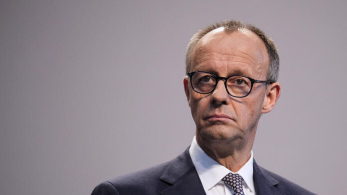 merz-cover2 Канцлер Німеччини Фрідріх Мерц під час виступу