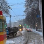У Львові лікарні та електротранспорт працюють за графіком