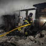 Russian strikes on Kyiv region cause fires in residential areas</trp-post-container