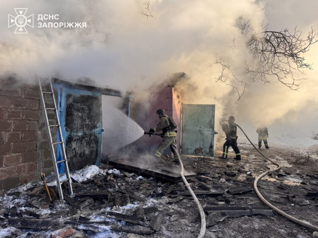 Наслідки російської атаки в Запоріжжі