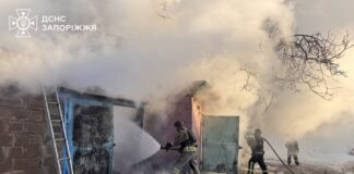 Запоріжжя зазнало російської атаки, є поранені Наслідки російської атаки в Запоріжжі