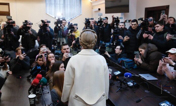 Tymoshenko claims to be imprisoned