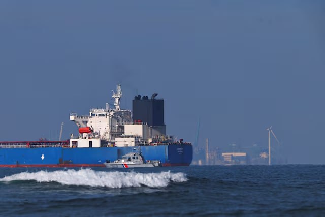 photo_2026-01-29_08-55-20 Танкер у територіальних водах Франції