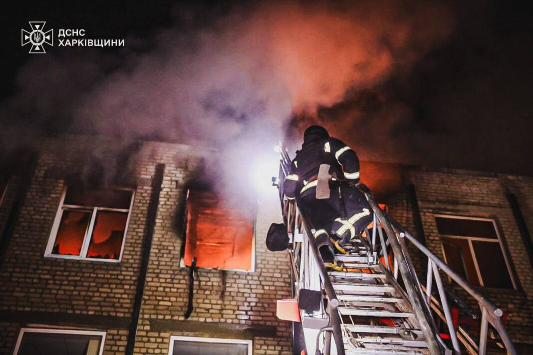 Наслідки нічної атаки дронів по житлових будинках Харкова