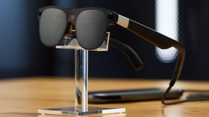AI-окуляри майбутнього на фоні смартфонів Apple і логотипу Google