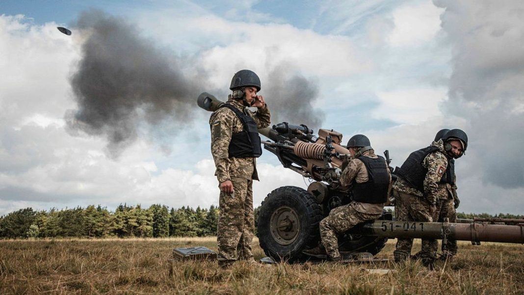 Ukrainian soldiers during training