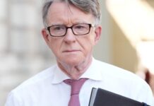 Пітер Мандельсон під тиском скандалу з Епштейном