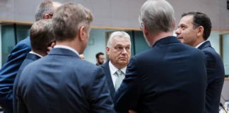 Віктор Орбан під час саміту Європейського Союзу