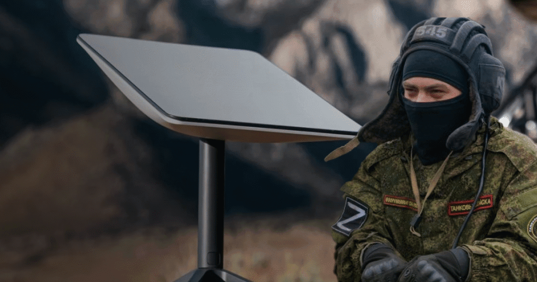 Антена Starlink, встановлена на військовому безпілотнику