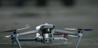 Безпілотник EVO Max 4T