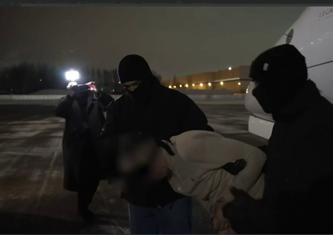 Затримання підозрюваного правоохоронцями в аеропорту