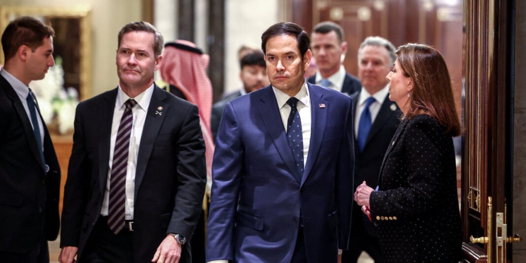 Дипломатичні переговори за участю США